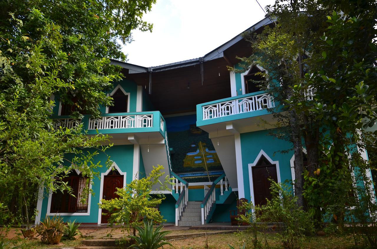 The Lion Rock Hotel Sigiriya Exterior photo