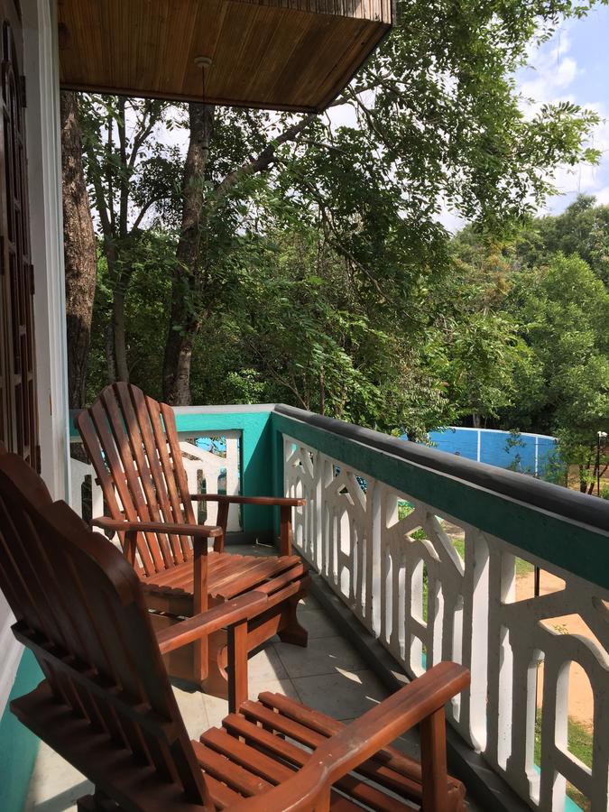 The Lion Rock Hotel Sigiriya Exterior photo